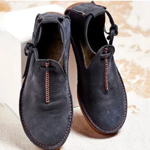 Stiefeletten mit Quaste und Reißverschluss