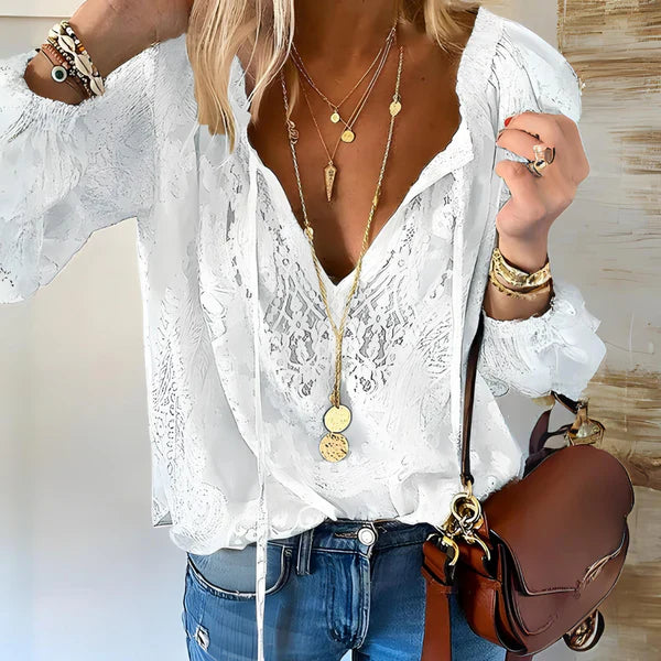 Boho-Bluse zum Schnüren mit bestickten Details
