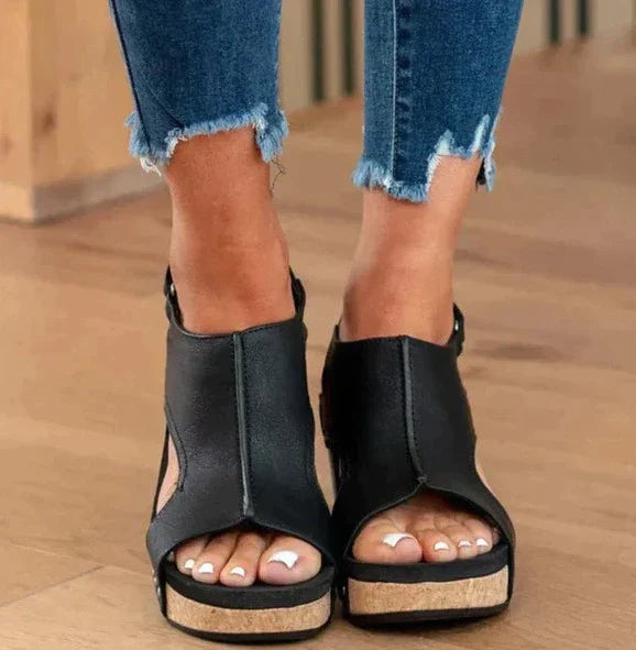 Platformlaarzen met studs