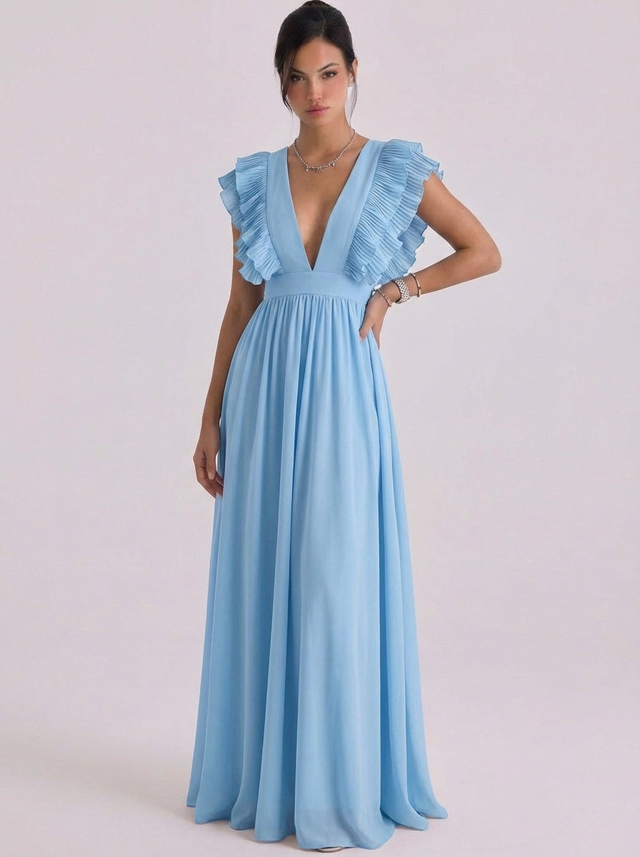 Vestido largo de gasa con volantes plisados y escote en V profundo, manga casquillo