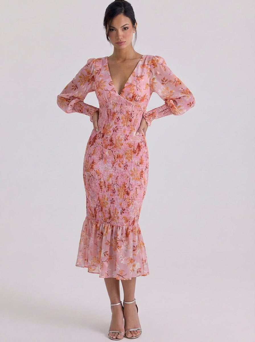 Robe midi fleurie smockée en mousseline avec ourlet volanté