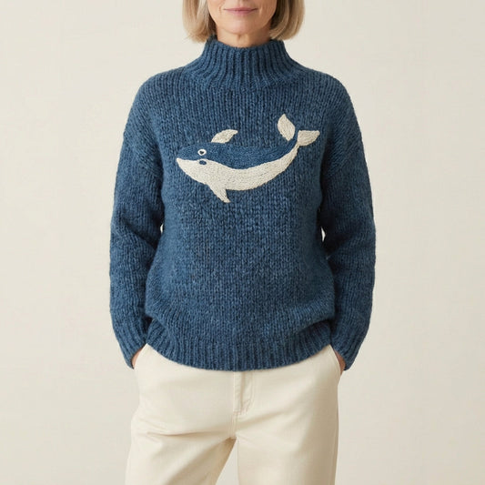 Grobstrickpullover aus Baumwolle mit aufgesticktem Walmotiv in Ozeanblau