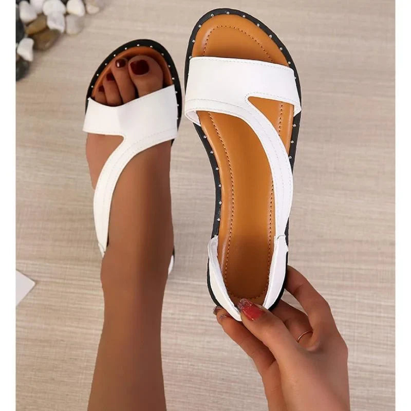 Sandalias cruzadas