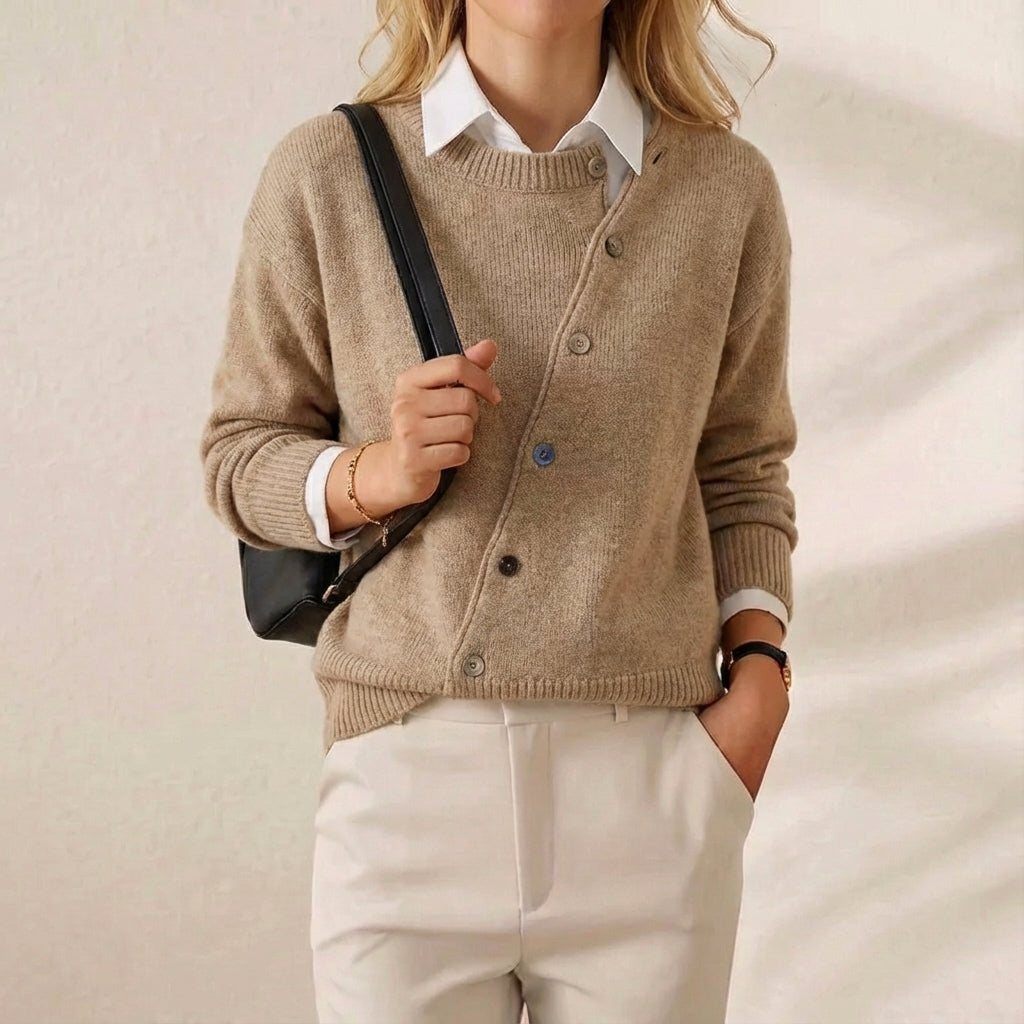 Kasjmier Cardigan met Schuine Knoopsluiting