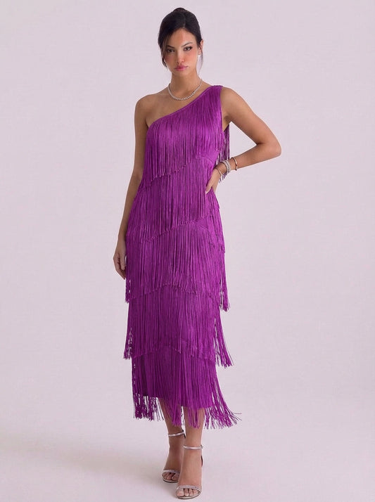 Vestido midi de punto con flecos y un hombro
