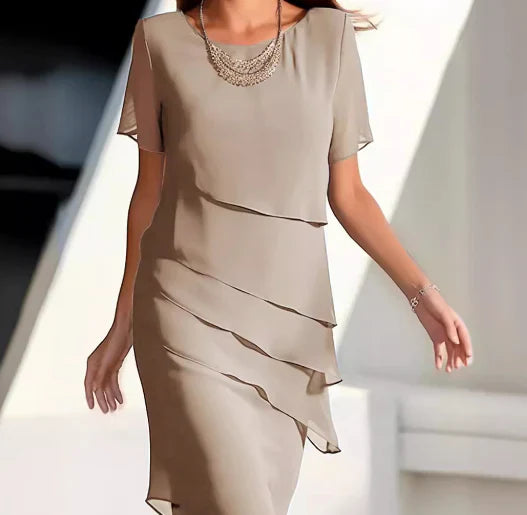 Gelaagde chiffon shiftjurk