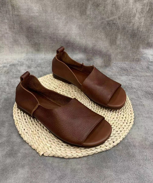 Zapatos planos minimalistas con puntera abierta