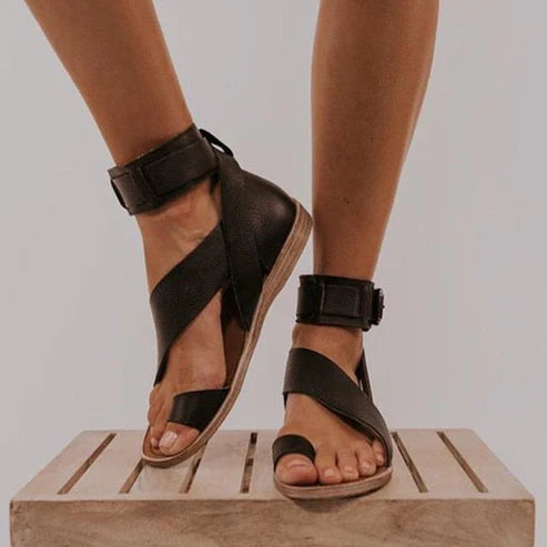 Gladiator-Sandalen mit Zehenring