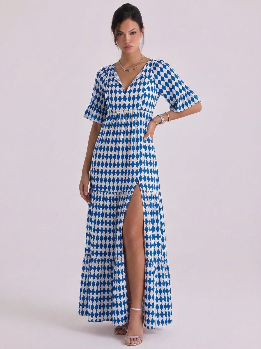 Robe longue en satin avec ourlet volanté